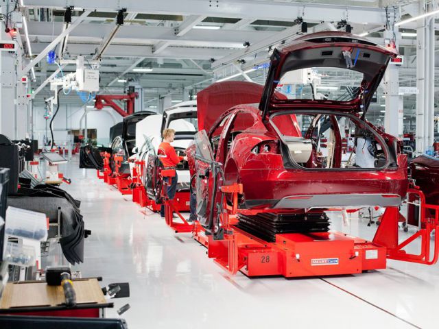 Tesla построит вторую гигофабрику в Европе