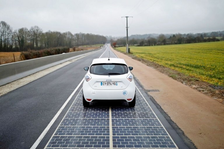 В Канаде установят первое в мире покрытие из солнечных плиток