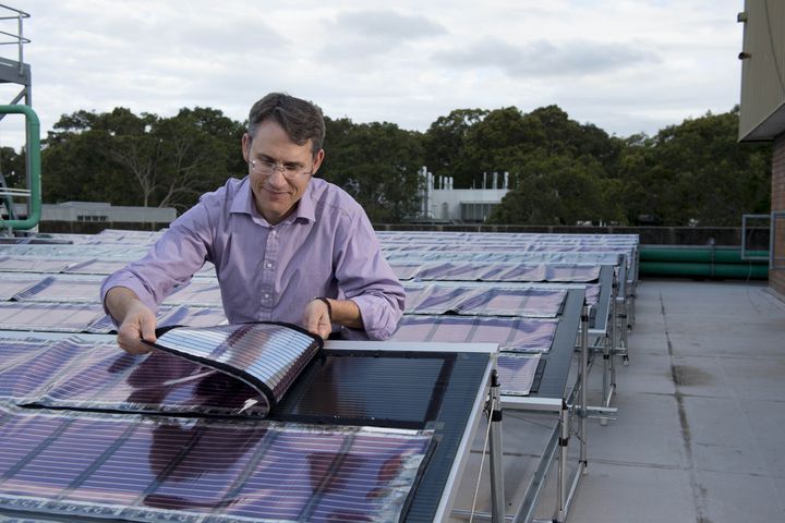 Группа ученых из Австралии создала самые дешевые солнечные батареи