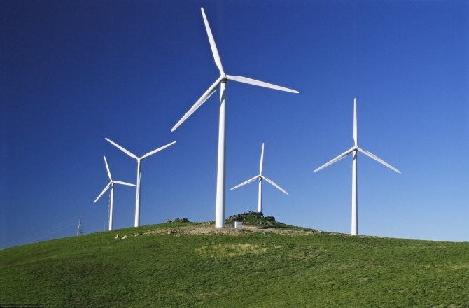 В Дании ветряные турбины ежегодно производят более 2300 кВт*ч на жителя страны