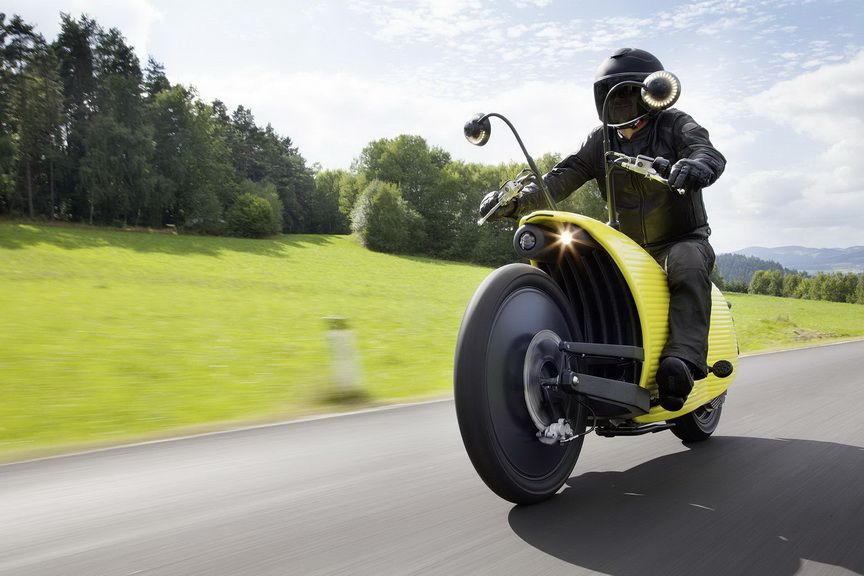 В Индии создали электромотоцикл, который способен проехать на одном заряде до 200 км
