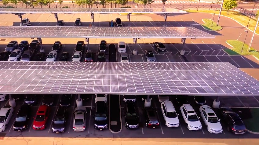 Солнечные крыши нового конкурента Tesla установят на 2000 американских домов