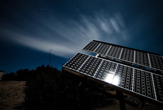 В Китае создали солнечные батареи, которые вырабатывают электричество даже ночью
