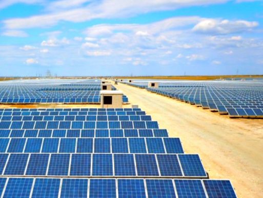 В Дубае открыли первую АЗС на солнечных батареях