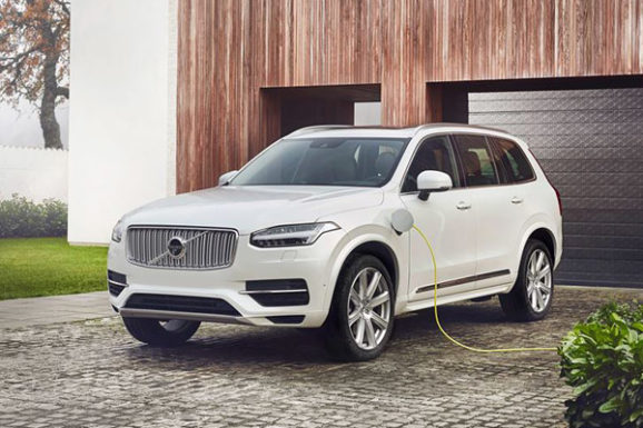 В 2019 году Volvo выпустит свой первый электромобиль