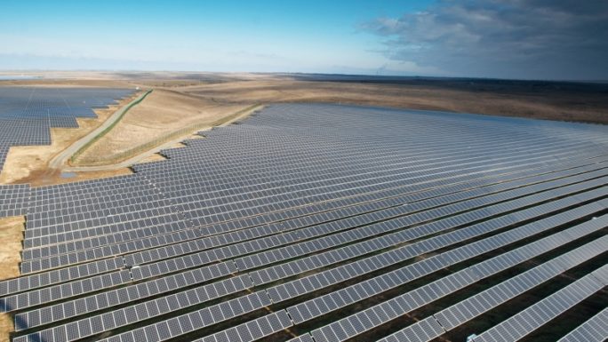 Самая крупная солнечная электростанция в мире будет построена в Египте