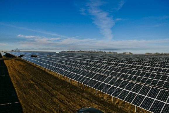 Две солнечные электростанции запустили в Чите