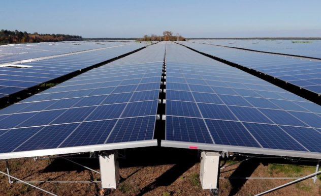 Вдоль трассы в Нидерландах построят солнечную электростанцию длиной 40 км и площадью 300 Га