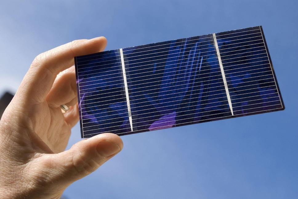 Впервые перовскитные фотоэлементы выдержали тесты на долговечность для стандартных солнечных батарей