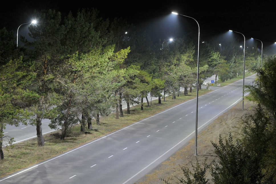 Signify: переход на LED-освещение на улицах и дорогах в России снизит количество выбросов углекислого газа в атмосферу более чем на 882 000 тонн